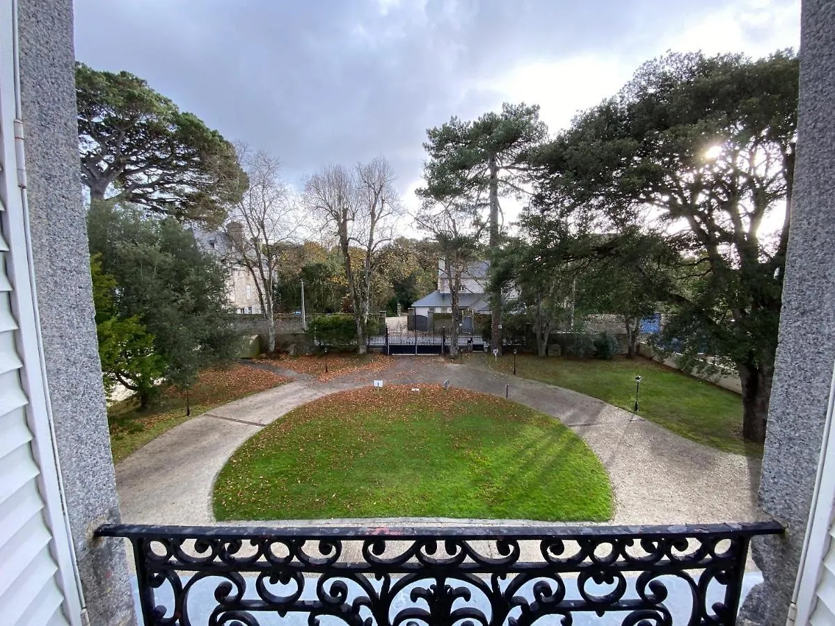 Manoir Le Castel & Villa Beaumaris Saint-Malo Apartment
