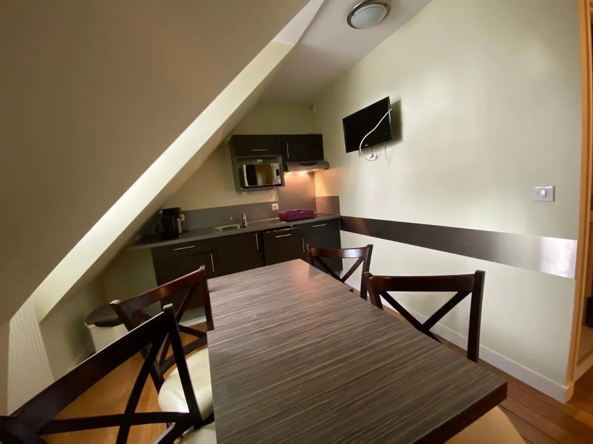 Manoir Le Castel & Villa Beaumaris サン・マロ 0*,  フランス